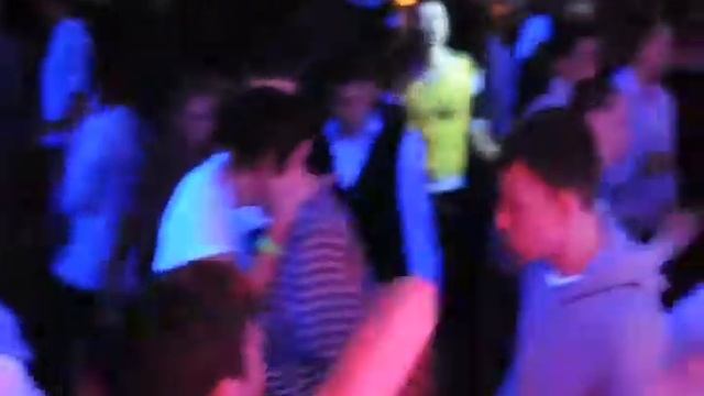 Вечеринка "Привет, 90-е!" КАЖДУЮ ПЯТНИЦУ в Клубе "Шелк" смотреть онлайн