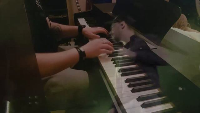 Linkin Park Invisible piano with Mike Shinoda's voice by Mike смотреть онлайн