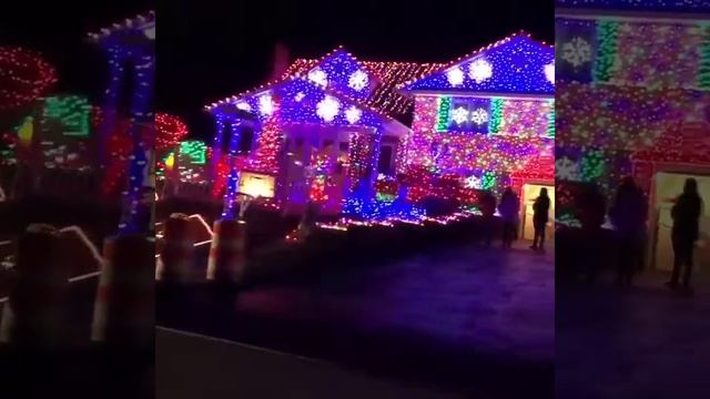 Украшение домов в Америке на Рождество. смотреть онлайн