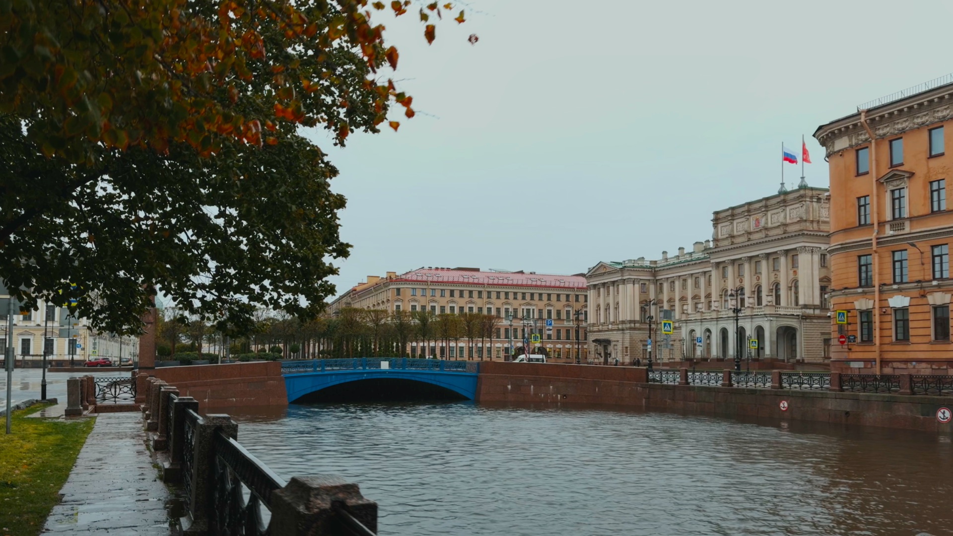 ?? Типичная Петербургская осень - ветер, дождь со снегом и наводнение. смотреть онлайн
