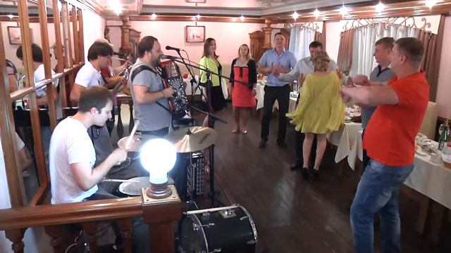 группа ПОЛТИШОК по прежнему зажигает. На Днюхе! смотреть онлайн