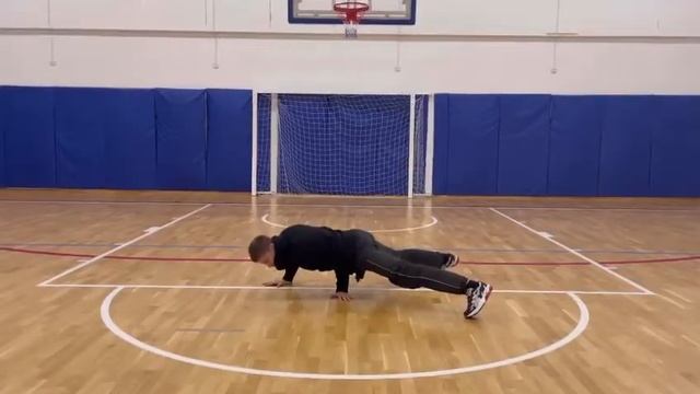 B-boy Key, Break Dance проект «Элемент за одну минуту» Урок: Cricket (Сверчок) или краб смотреть онлайн