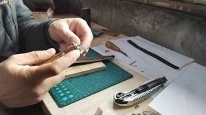 как Я прошиваю Ножны Как Сделать Ровный Шов #ножныизкожи