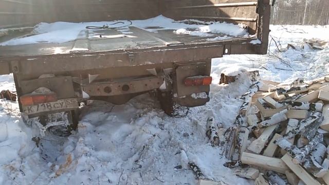 БУДНИЕ ДНИ В ДЕЛЯНЕ НА ГАЗ 66 смотреть онлайн