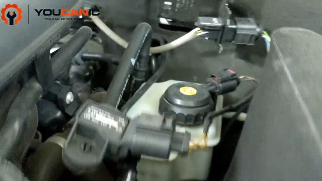 How to Check Brake Fluid Level on a VW: Easy Steps for Various Models (2000-2022) смотреть онлайн