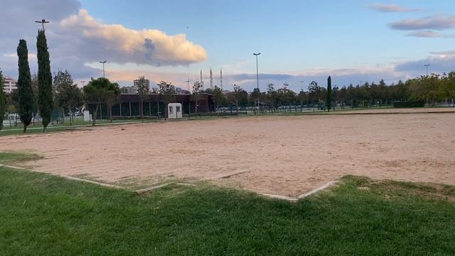 Что посмотреть в Стамбуле: Maltepe Sahil - пляж района Малтепе | самый большой парк в Стамбуле смотреть онлайн