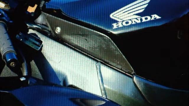 Honda CBR1000 RR-4 Fire Blade 2004 12K FSH HPId £1 Start смотреть онлайн
