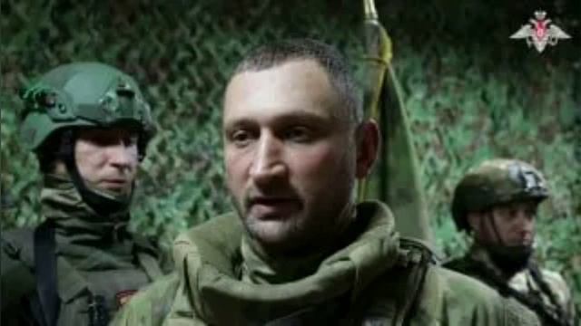Командиры ещечетырех добровольческих подразделений подписали контрактыс представителем Минобороны Р смотреть онлайн