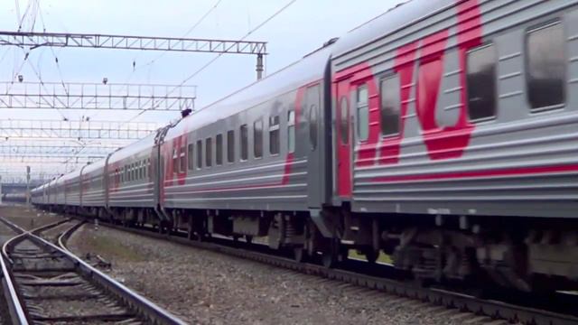 ЭП20-046 с поездом №30 "Новороссийск – Москва" смотреть онлайн
