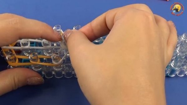 Фигурка щенка (собачка) из резинок Rainbow Loom DOG Puppy from the Loom Bands