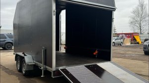 Фургон на базе легкового прицепа для активного отдыха