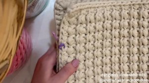 Декоративная подушка из трикотажной пряжи крючком. Полный Видеоурок. Nitipiter.ru