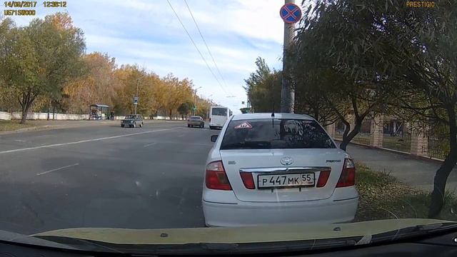 Двойная сплошная!!! Откуда права смотреть онлайн
