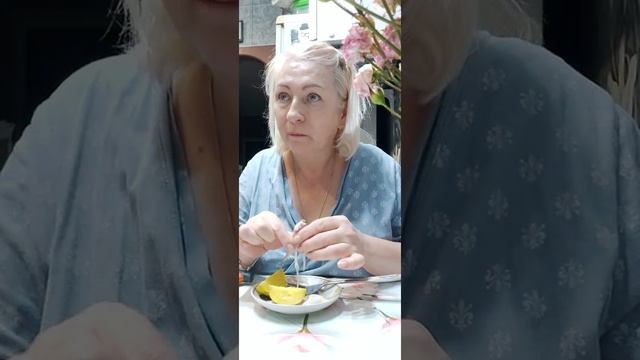 МУКБАНГ/ КИЛЬКА С ЛУКОМ И КАРТОШКА В МУНДИРЕ смотреть онлайн