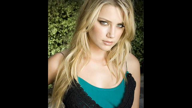 Эмбер Хёрд (Amber Heard) смотреть онлайн