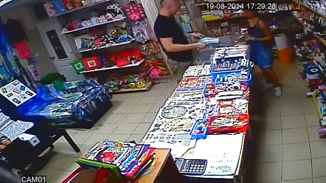 Видеонаблюдение в магазине. День. "Эконом" комплект. смотреть онлайн