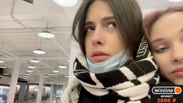 ДЕЛАЮТ САМОДЕЛЬНЫЕ САНКИ ДЛЯ ГОРКИ С ФОЛЕНТАС, РУДИ И КАРИНОЙ - Keyeren, Follentass, RudySayuki