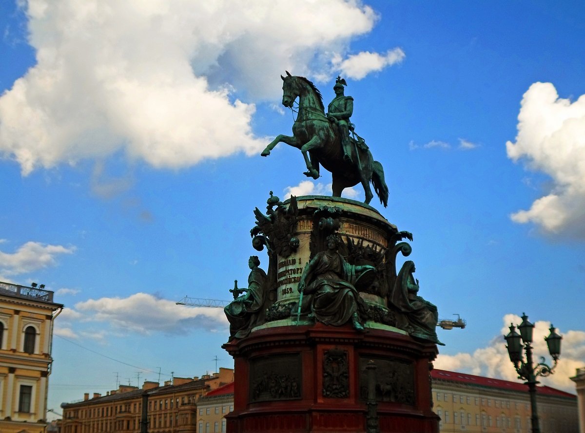 Исаакиевская площадь. Памятник Николаю I.mp4 смотреть онлайн