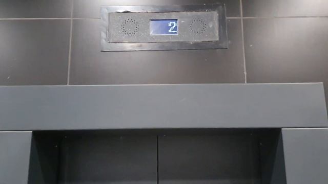 02.02.2022 Химки, Совхозная 19к2, Ук ВСК, Лифтовые Инновации, не работает средний лифт