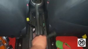 Как подтянуть ручник на Suzuki SX4 / Подтягиваем ручник в Сузуки СХ4 / Ремонт автомобилей