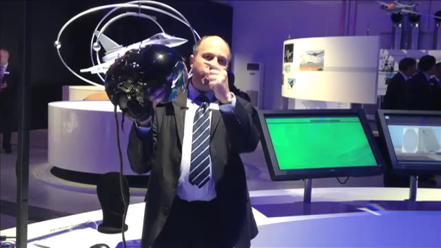 Новый шлем с "рентгеновским зрением" смотреть онлайн