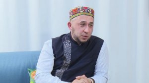 Мәхмүт хәзрәт Шәрәфетдин белән әңгәмә