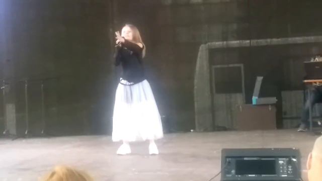 Пересыпкина Алина песня Оглянись вокруг смотреть онлайн