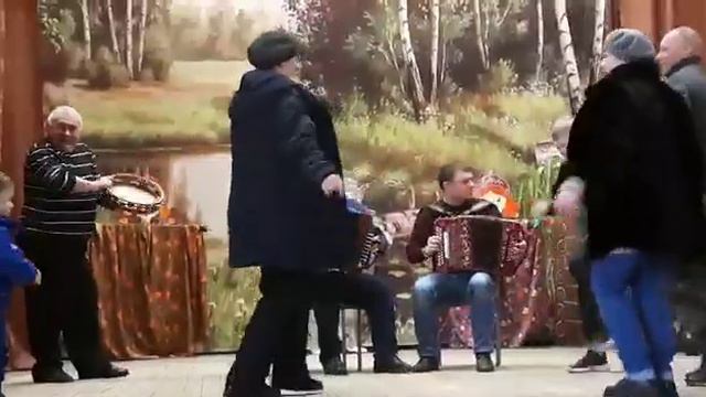 Играют мои друзья из Воронежа. Николай Хромых и Иван Соболев. смотреть онлайн