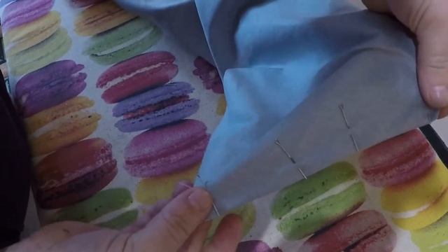 Простынь на резинке в детскую кроватку своими руками.