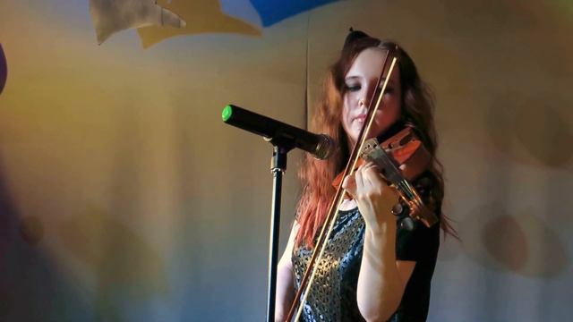 ДК Гайдаровец • Стихи.Мы • Анастасия Кутюхина - Soldier Of Fortune (on violin) смотреть онлайн