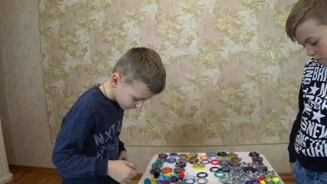 Разобрали все бейблэйды Бейблэйд Бёрст Эволюция Распаковка Истрос И2 и Гаянон Г2 смотреть онлайн