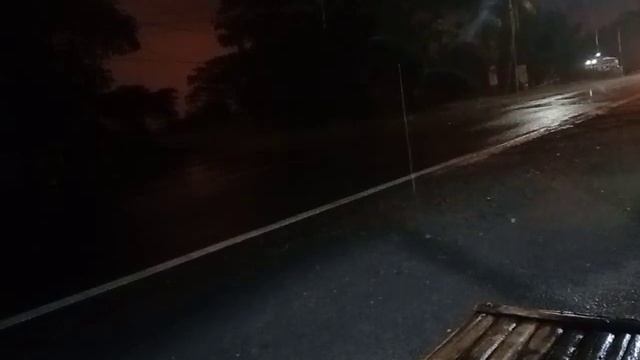 Public agent on street - Heavy Rain and Thunderstorm смотреть онлайн