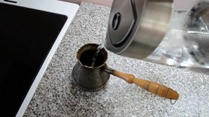 Кухня. Как правильно приготовить зерновой кофе на кухне.