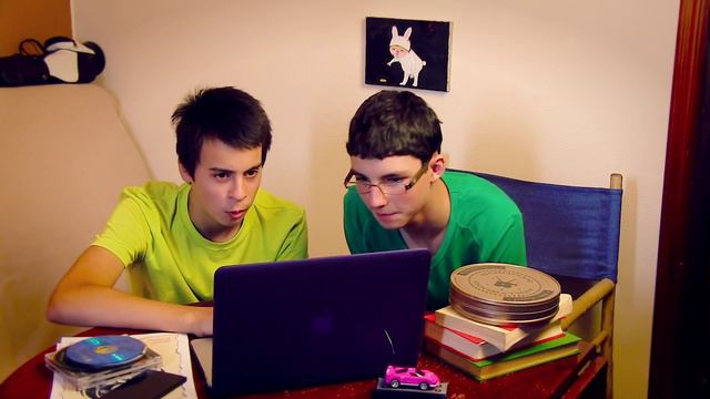 Что смотрят парни на YOUTUBE? ★ДрамKружок★ смотреть онлайн