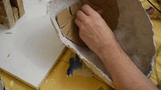 Как сделать маску Мумии из папье маше своими руками смотреть онлайн
