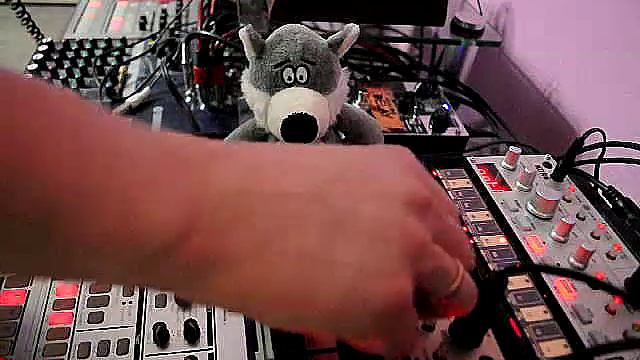 iskin "Sewerage theme" смотреть онлайн