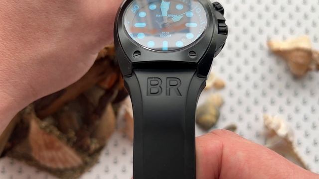 Обзор часов Bell & Ross BR02 смотреть онлайн