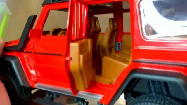 Mega Diecast Metal Scale Model Cars Collection - Cars In The Box / Toy Cars