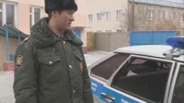 Напал на участкового смотреть онлайн