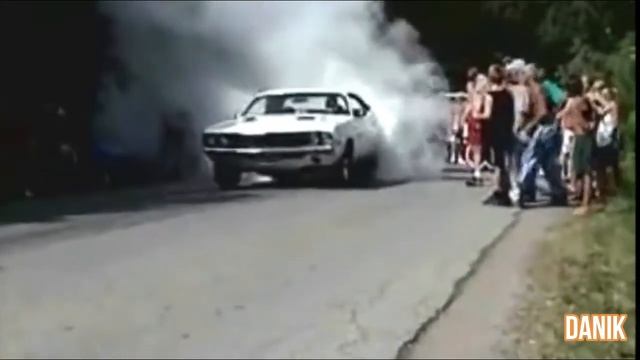 САМЫЙ БЫСТРЫЙ И ДИНАМИЧНЫЙ СЕРИЙНЫЙ АВТОМОБИЛЬ! Невероятный DODGE CHALLENGER И ЕГО ИСТОРИЯ! смотреть онлайн