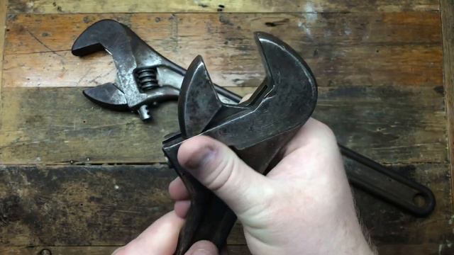To 100 year old Bahco wrenches restored смотреть онлайн