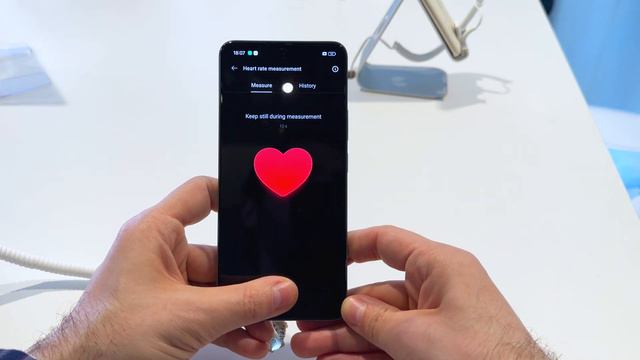 Realme 12+ 5G în Detalii; Ecran AMOLED și MediaTek Dimensity 7050