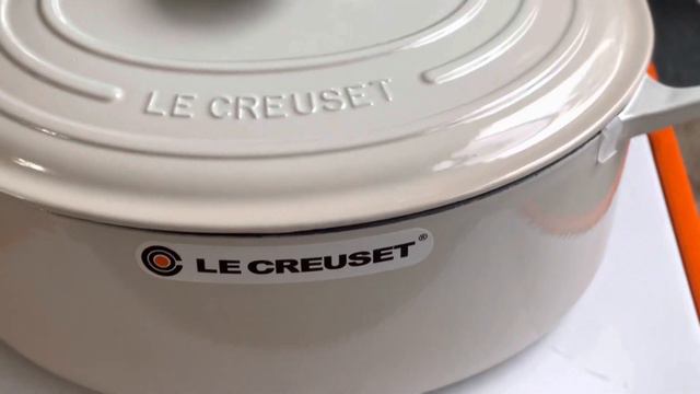 Le Creuset Unboxing 🇨🇦 смотреть онлайн