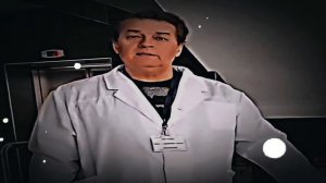 почему разрез задницы вертикальный...