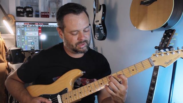 Don't play chords like this, play like this instead смотреть онлайн