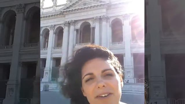 La storia di Roma in un minuto-San Giovanni in Laterano смотреть онлайн
