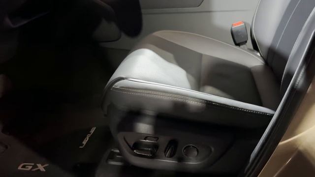 2024 Lexus GX Inside & Out Tour - Premium & Overtrail Trims! смотреть онлайн