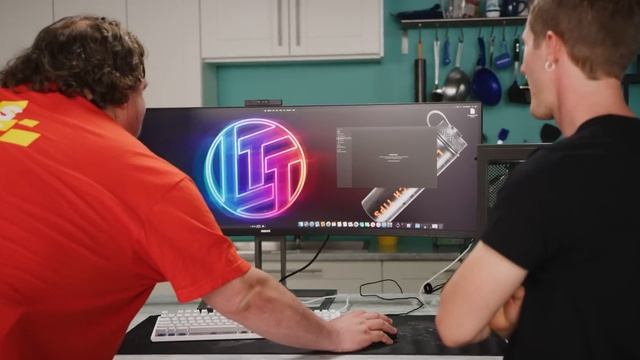 Mac? PC? You don’t have to choose.. смотреть онлайн