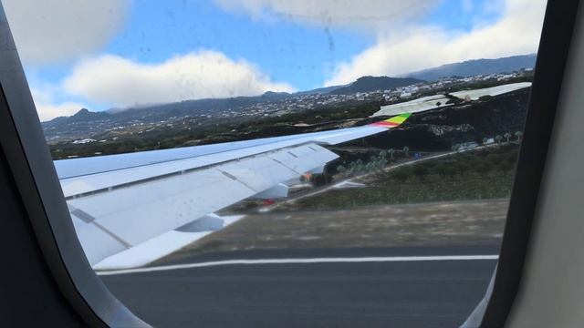 X-Plane 12.00b14 - Landing at La Palma Airport (A330Neo TAP Portugal) смотреть онлайн