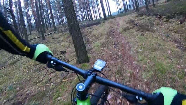 SickBiker 2018 vs 2017 - TEST. How Much Better I Got? Am I Prepared For XC Racing? смотреть онлайн